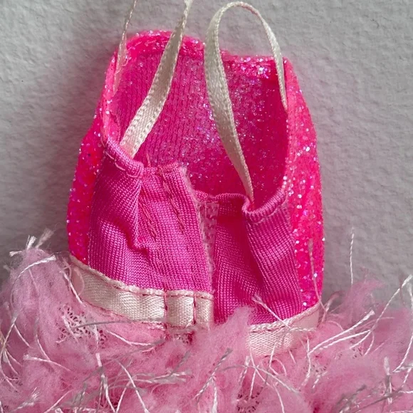 BARBIE Doll Fashion Glitter Spaghetti Strap Pink Dress Puffy Fluffy Gown Bow - Picture 5 of 7